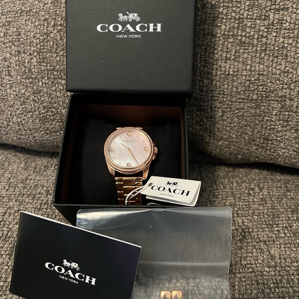 Coach Rose Gold Women's Watch - Picture 2 of 5